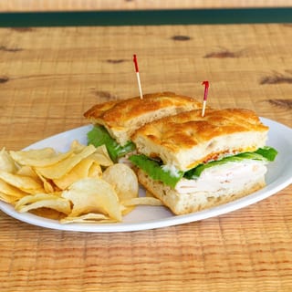 Chicken, Bacon & Chipotle Club